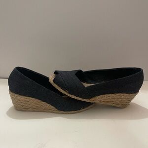 LAUREN RALPH LAUREN BLACK LINEN CECELIA ESPADRILLE WEDGE SANDAL, 10B